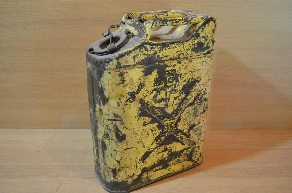 Military-style steel fuel container