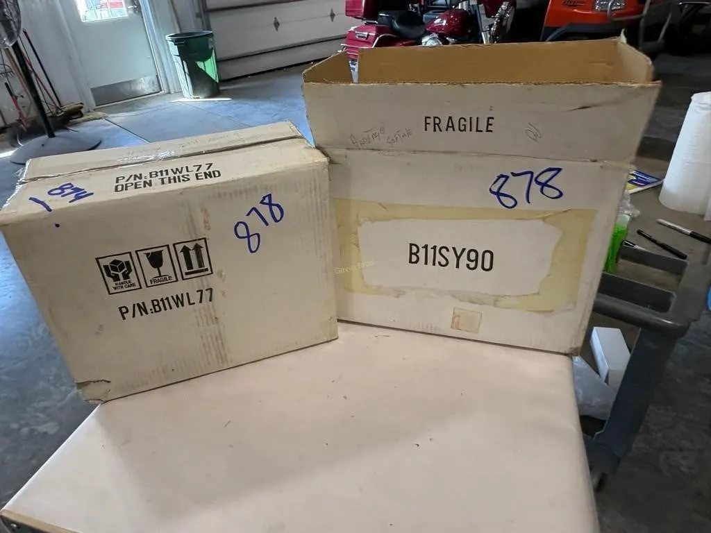 (2) Diecast Motorcycles