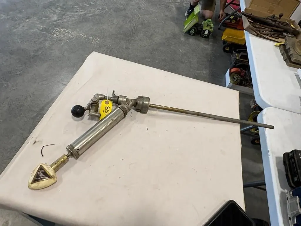 Beer Tapper w/Blatz handle
