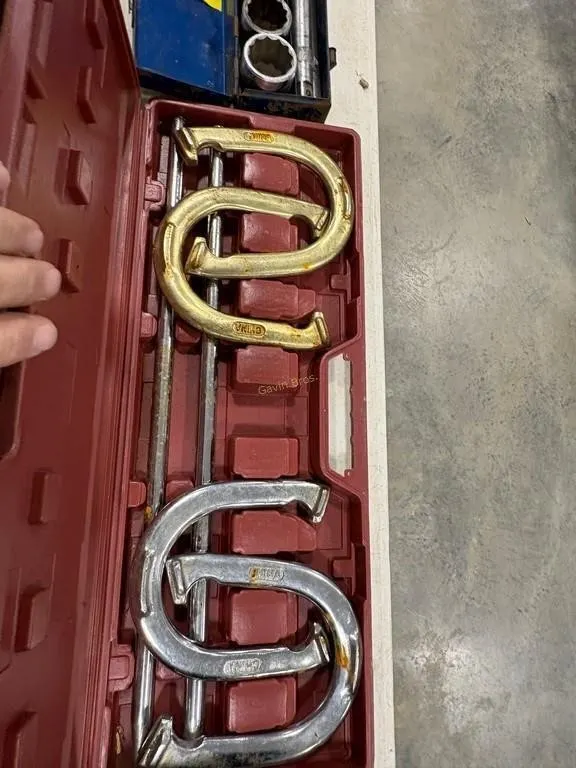 Spalding Horse Shoes