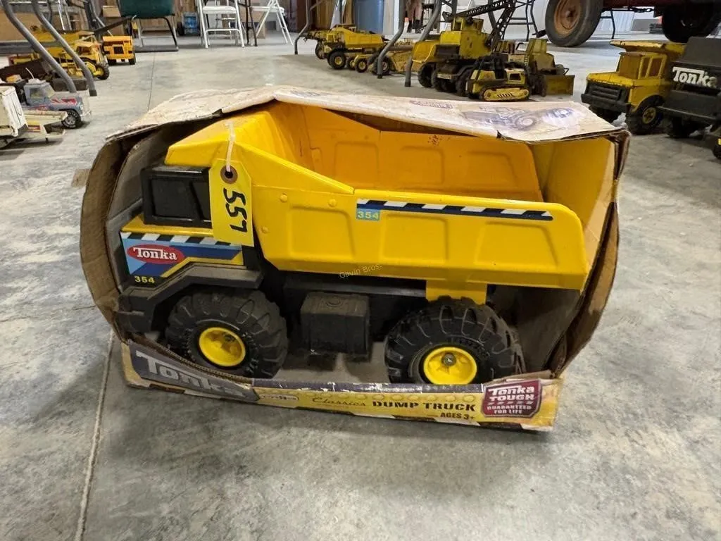NIB Tonka Dump Truck