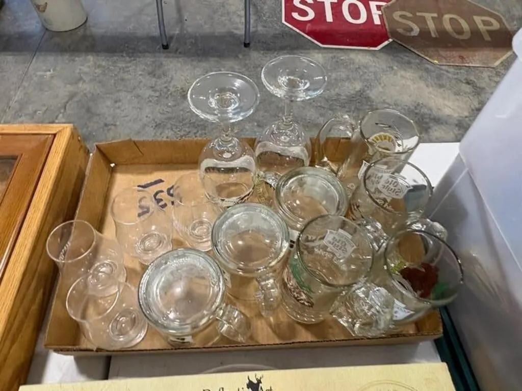 Old Style Beer Mugs & Holiday Glasses