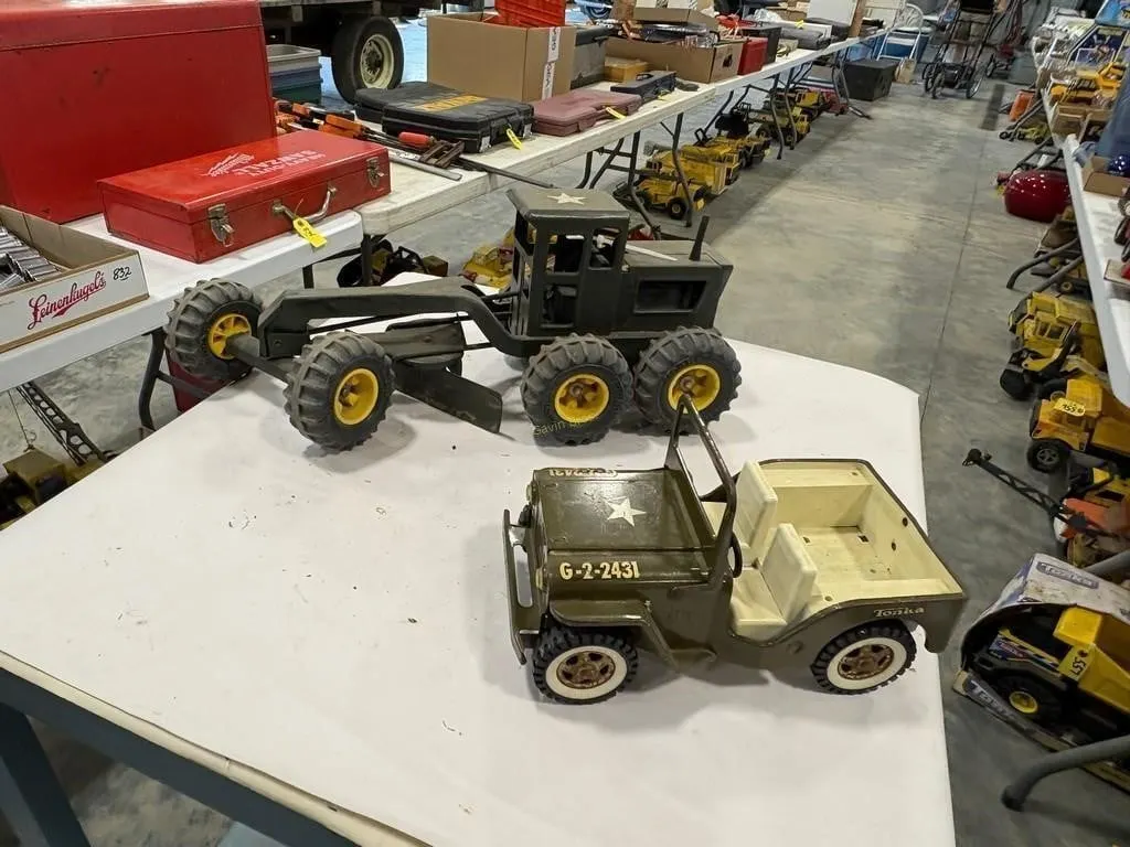 Tonka Army Jeep & Grader