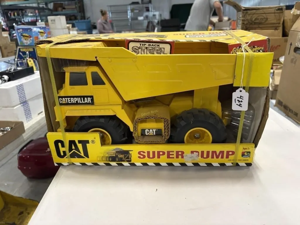 NIB CAT Super Dump Truck
