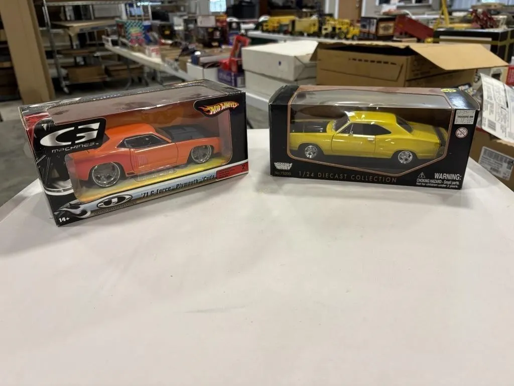 Hot Wheels & Motormax Die-Cast Cars