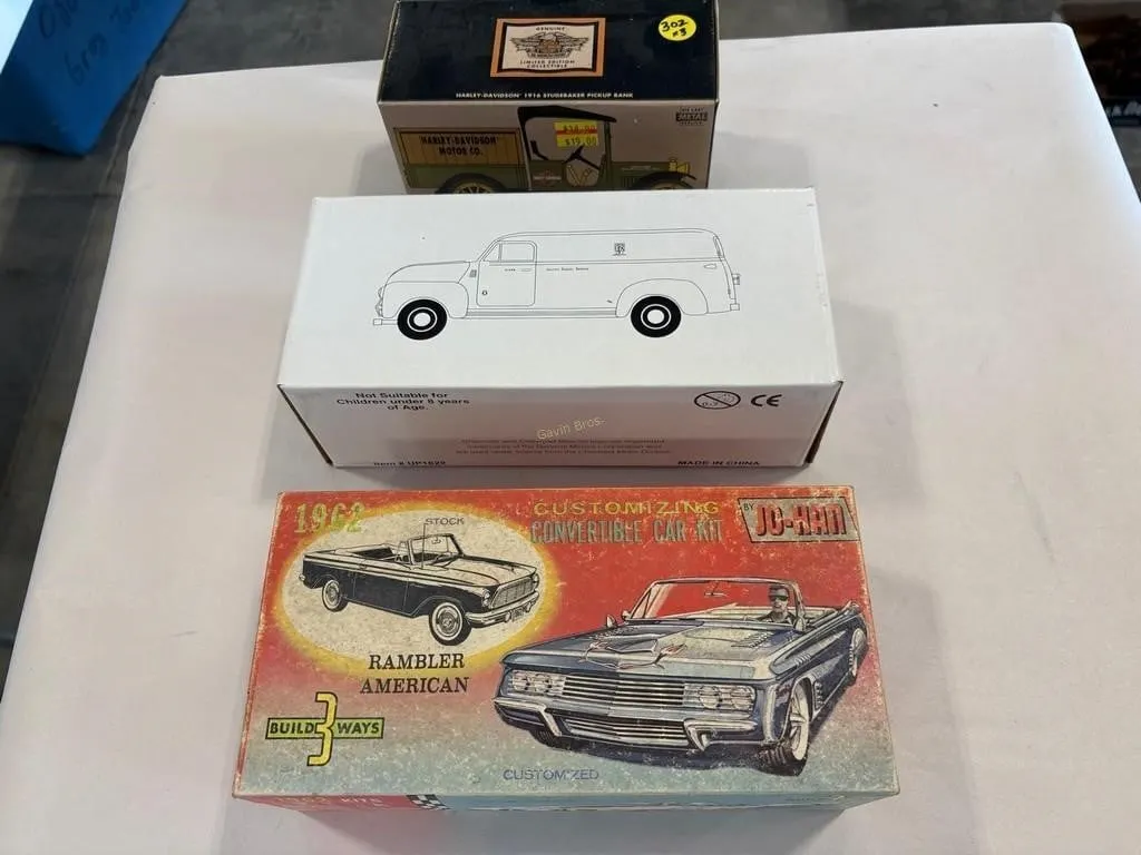 UPS Truck, Harley Davidson, & Model Kit