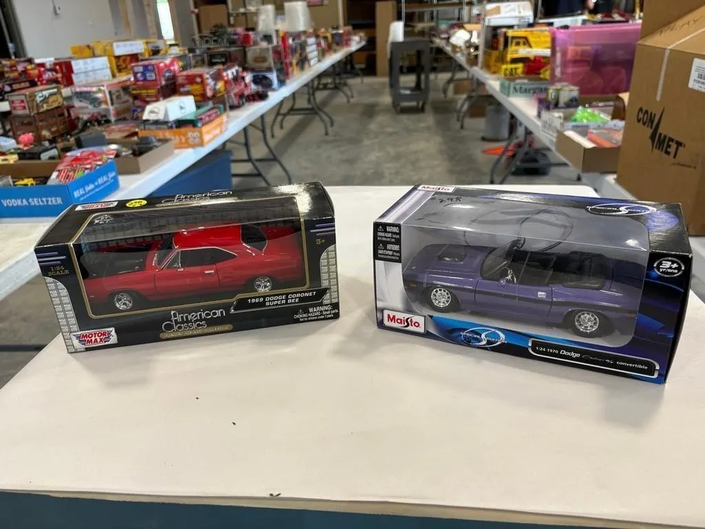 Maisto & Motormax Diecast Cars