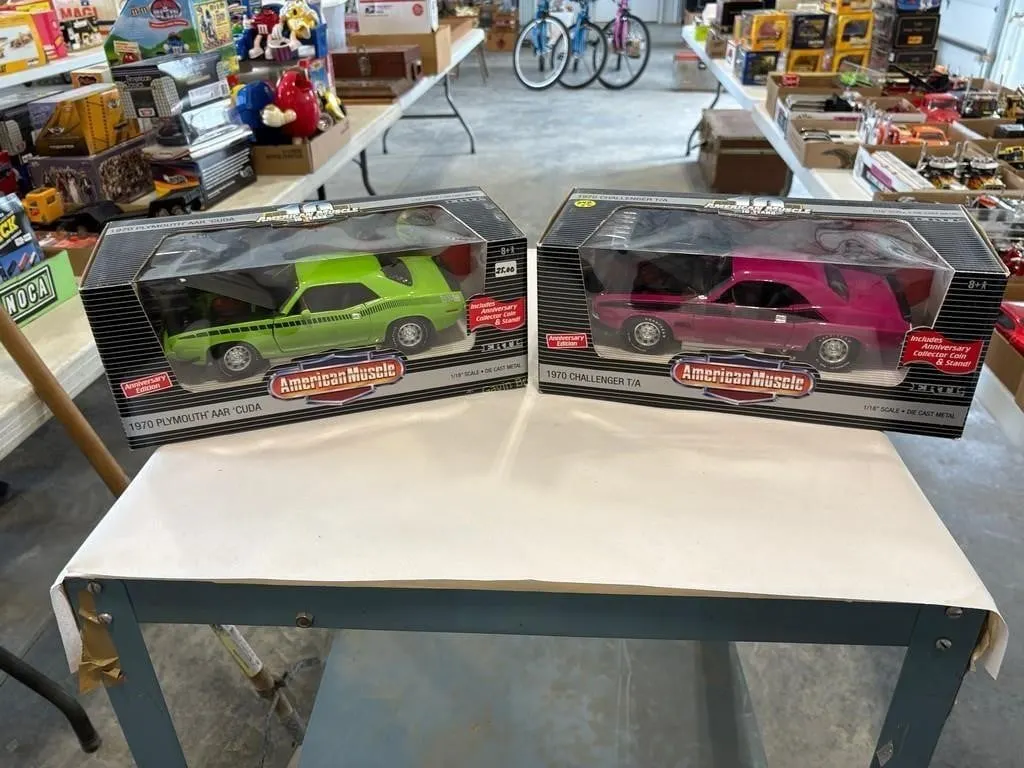 (2) American Muscle Plymouth/Challenger Cars
