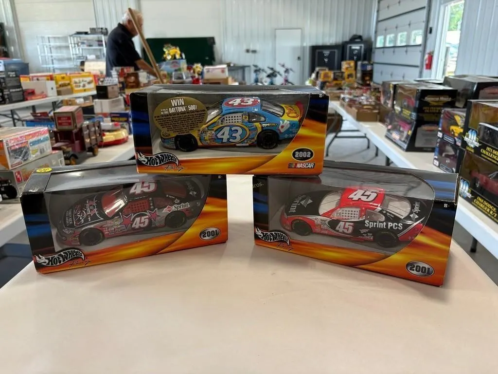 (3) HotWheels NASCAR Diecast Cars