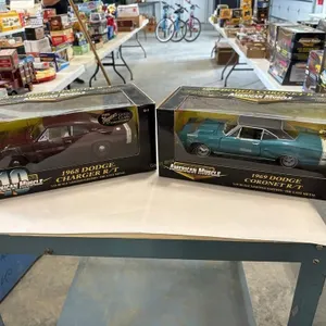 (2) American Muscle Dodge Cars