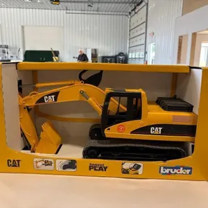 Bruder Cat Excavator