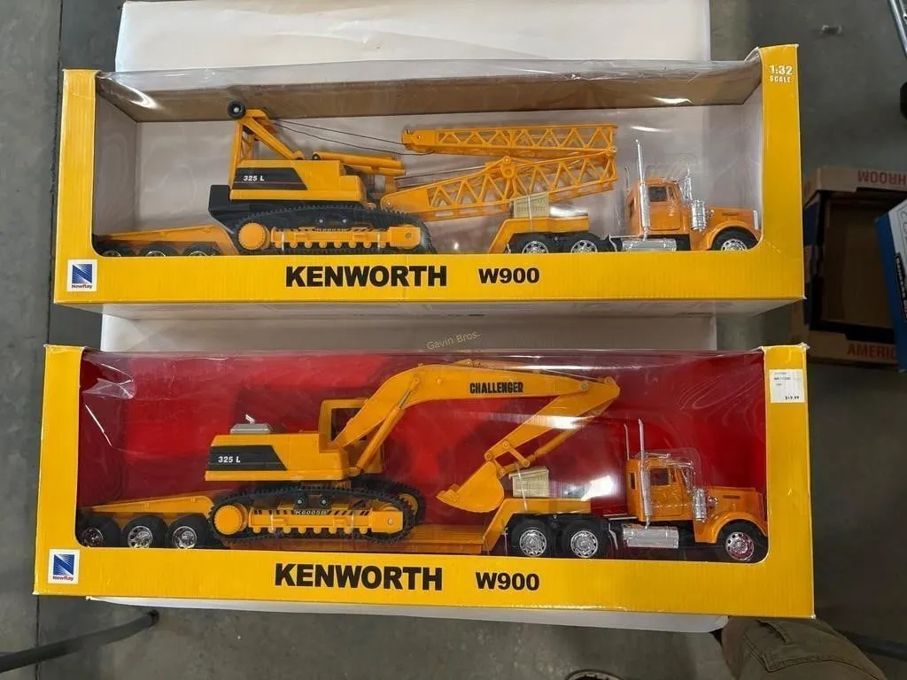 (2) NewRay Construction Series Kenworth W900