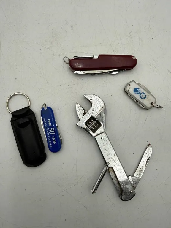 Mixed Pocket Knife & Multi-Tool Lot