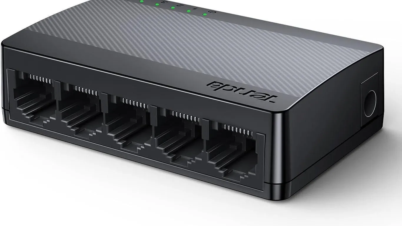 SEALED $50 Tenda 5-Port Unmanaged Gigabit...