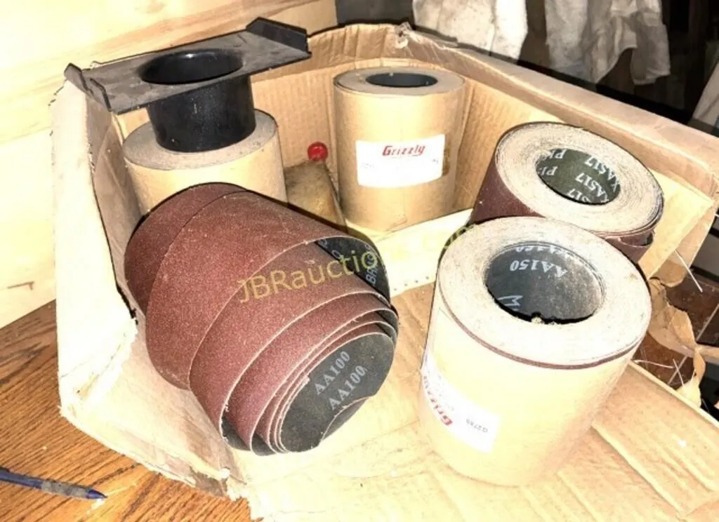 GRIZZLY SAND PAPER