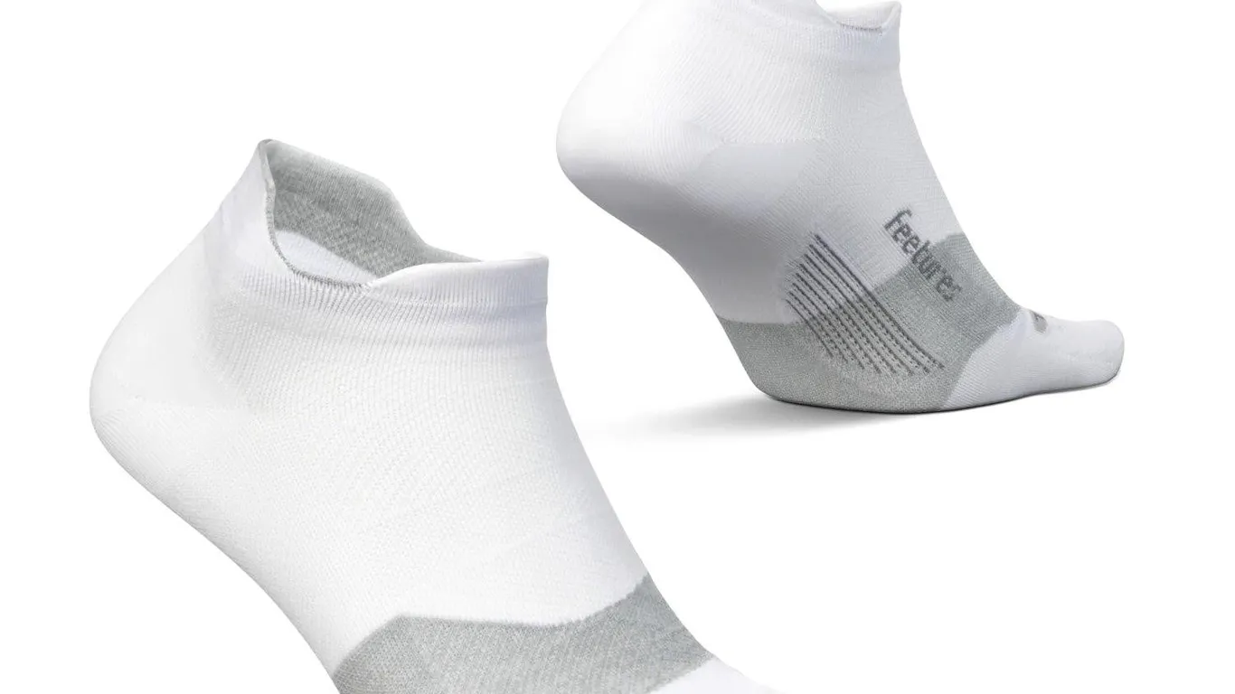 Feetures Elite Ultra Light Ankle Socks White...