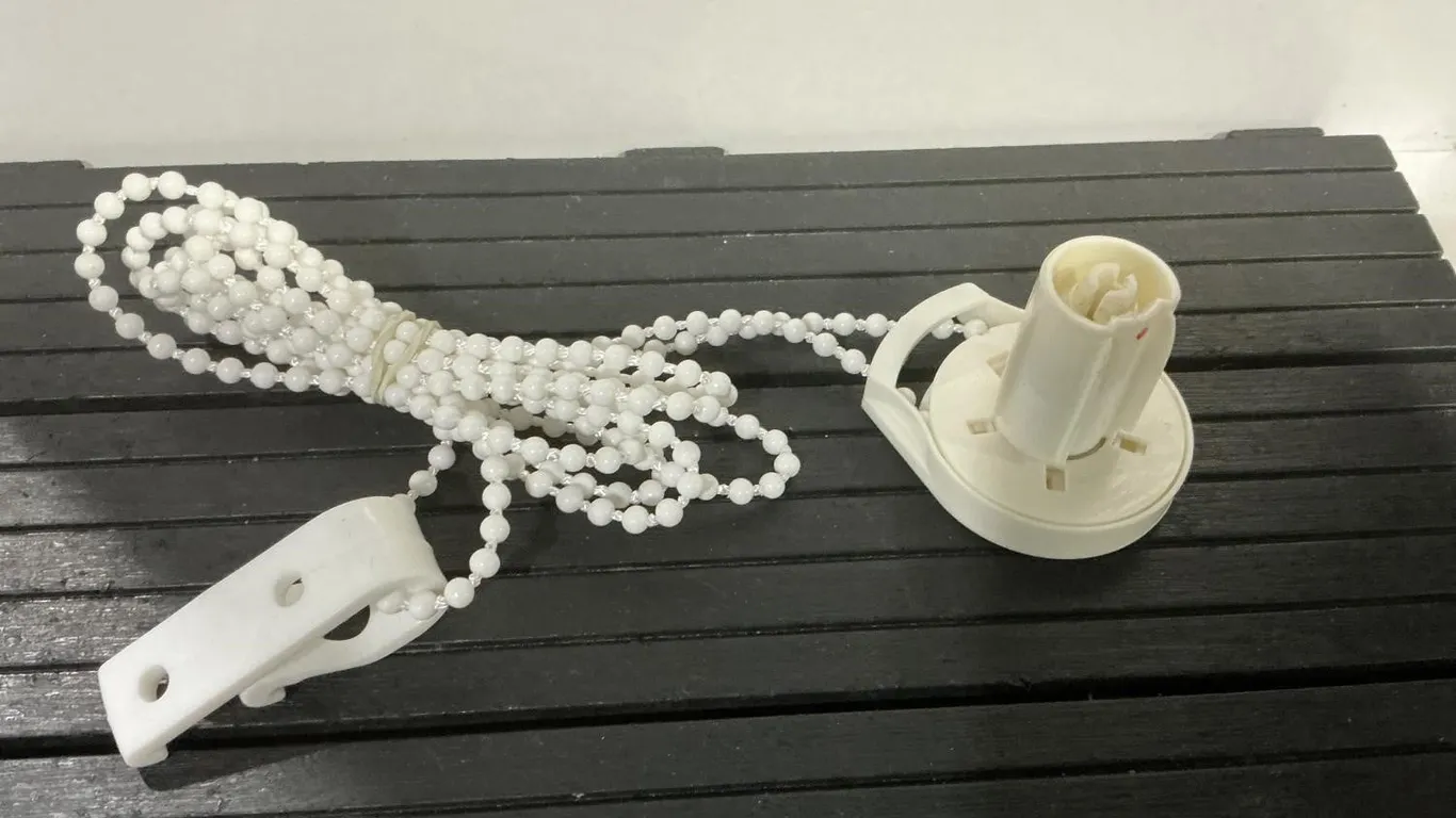 Roller Shade Clutch And Bead Chain Mechanism White
