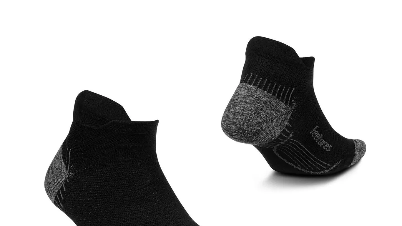 Feetures Plantar Fasciitis Relief Sock Large Black