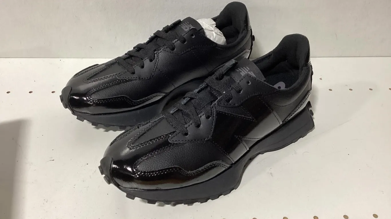 New Balance 327 Womens Sneakers Black Size 10
