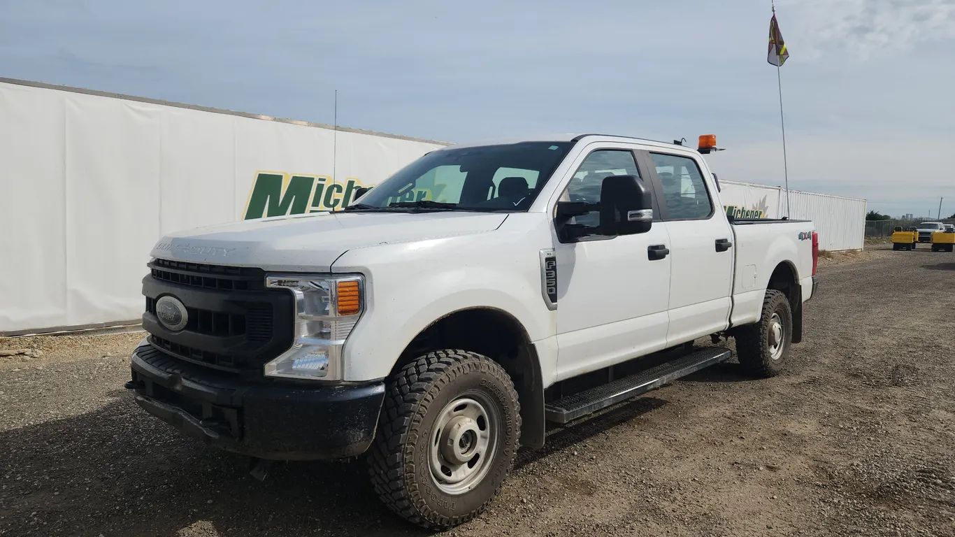 2020 Ford F-350 Super Duty 4x4 XL 4dr Crew Cab 8 ft. LB SRW