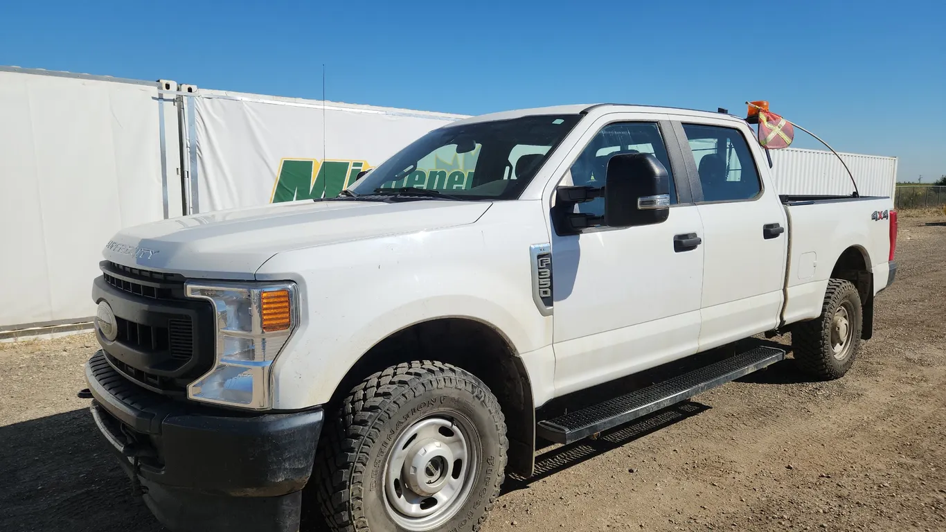 2020 Ford F-350 Super Duty 4x4 XL 4dr Crew Cab 8 ft. LB SRW