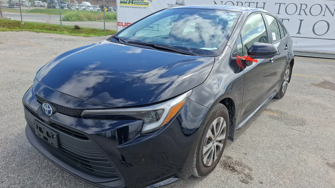 2025 Toyota Corolla Hybrid LE 4dr Sedan