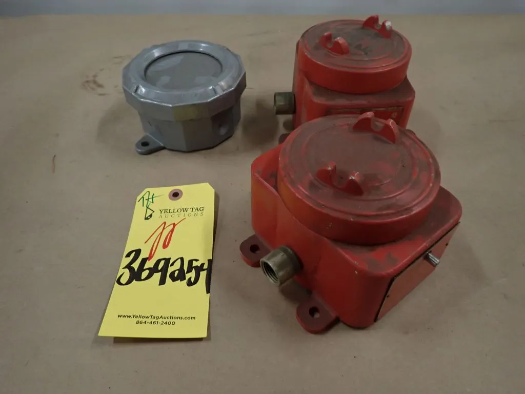 Lot of (3) Assorted Industrial Components