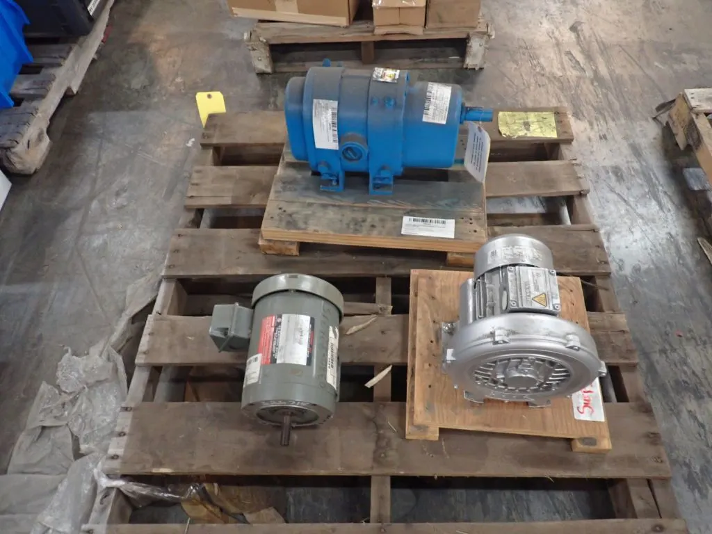 Lot of (2) Industrial Motors and Blower