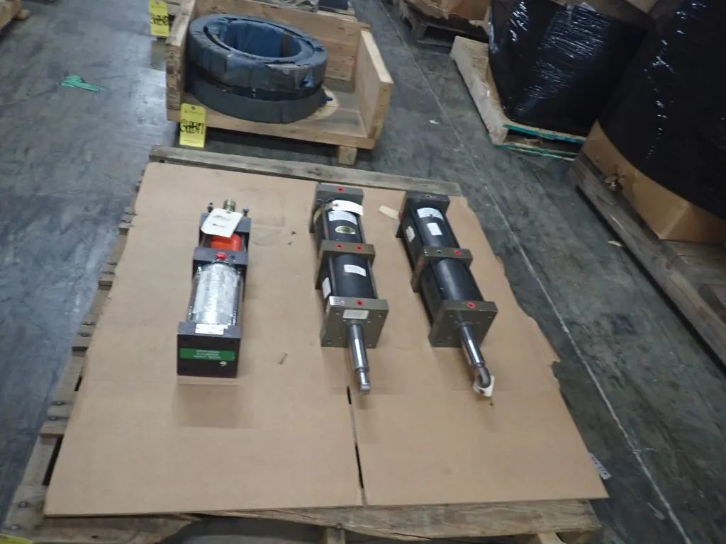 Lot of Assorted Cylinders