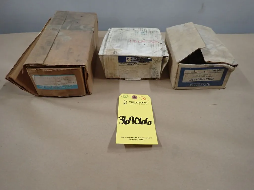 Lot of (3) Assorted Industrial Components