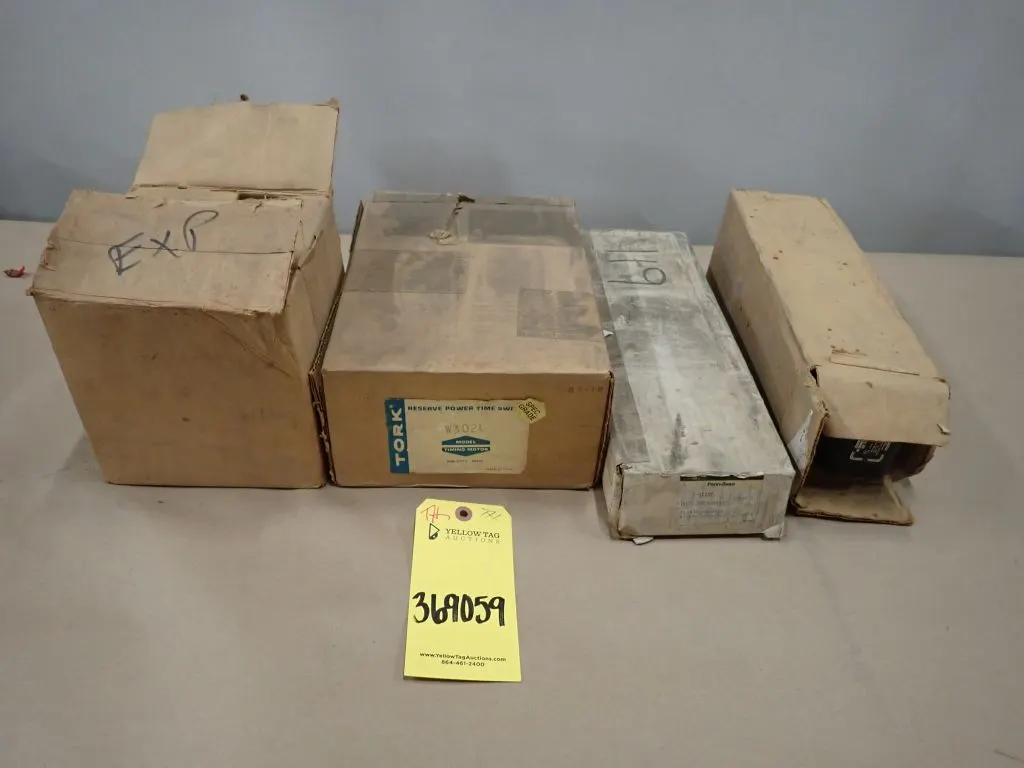 Lot of (5) Assorted Industrial Components