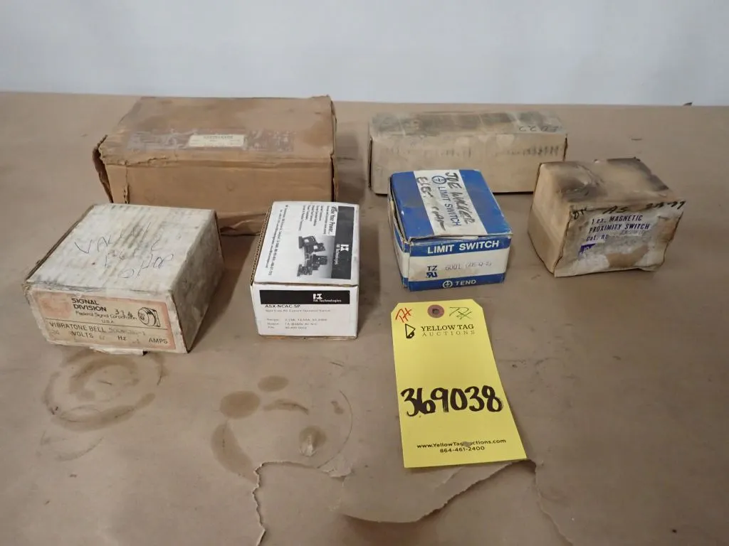 Lot of Assorted Industrial Switches