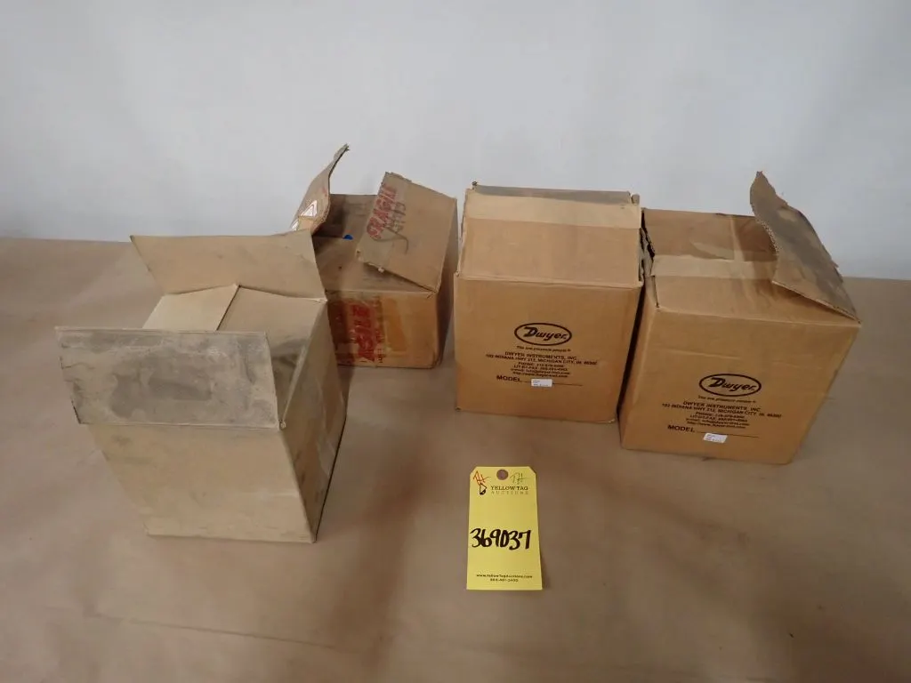 Lot of (4) Assorted Industrial Switches and Gauges