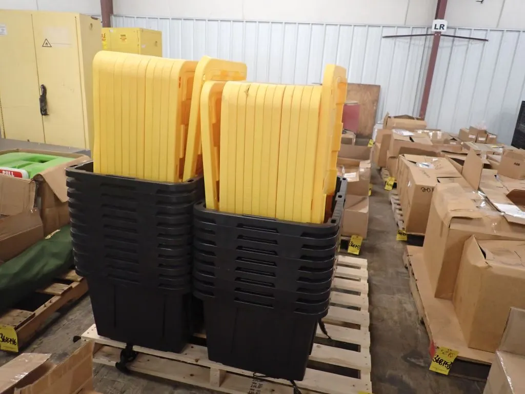 Lot of (25) 16-Gallon Storage Totes