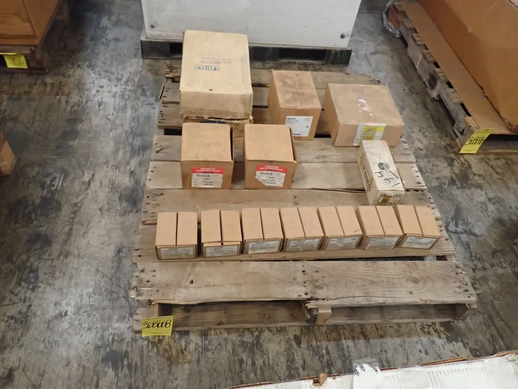 Lot of (13) Assorted Industrial Components