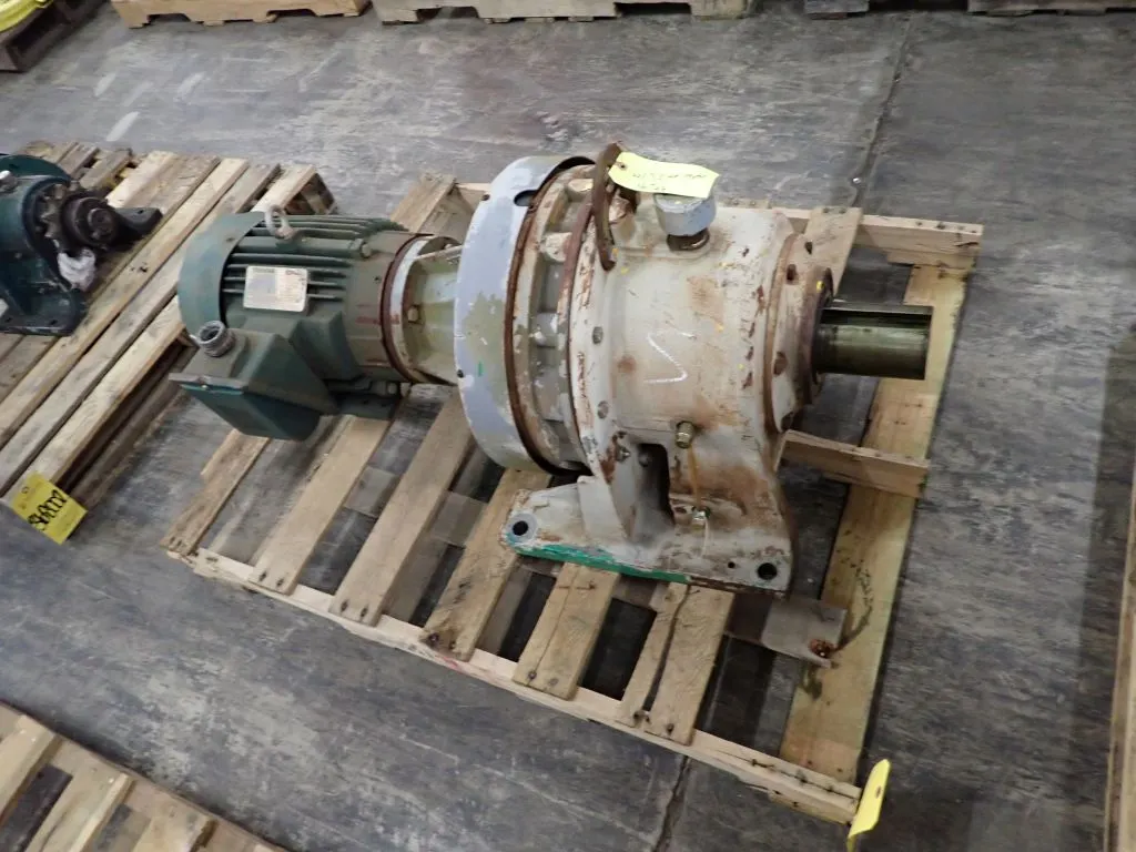 Toshiba 7.5 HP Motor with Gear Box