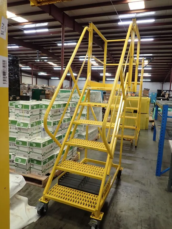 Tri ARC Configurable Ladder