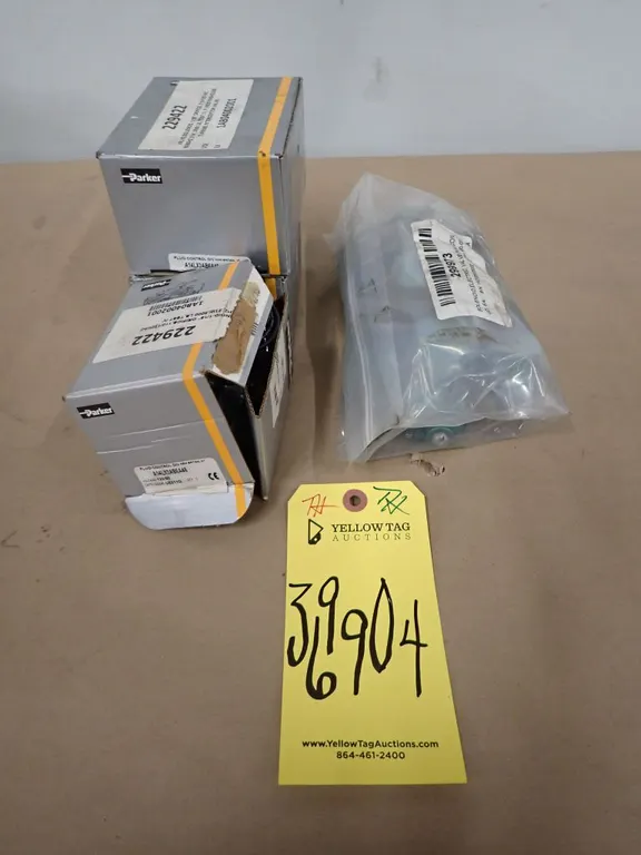 Lot of (4) Assorted Solenoid Valves