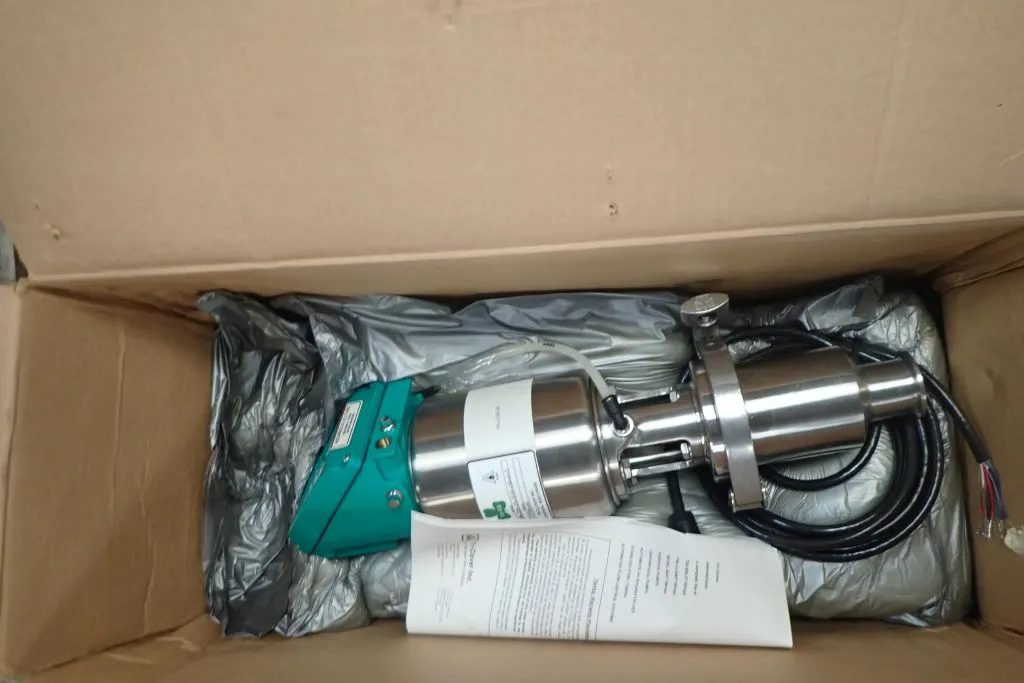Lot of (2) Assorted Alfa 761 Tri Clover Air Operated Valves