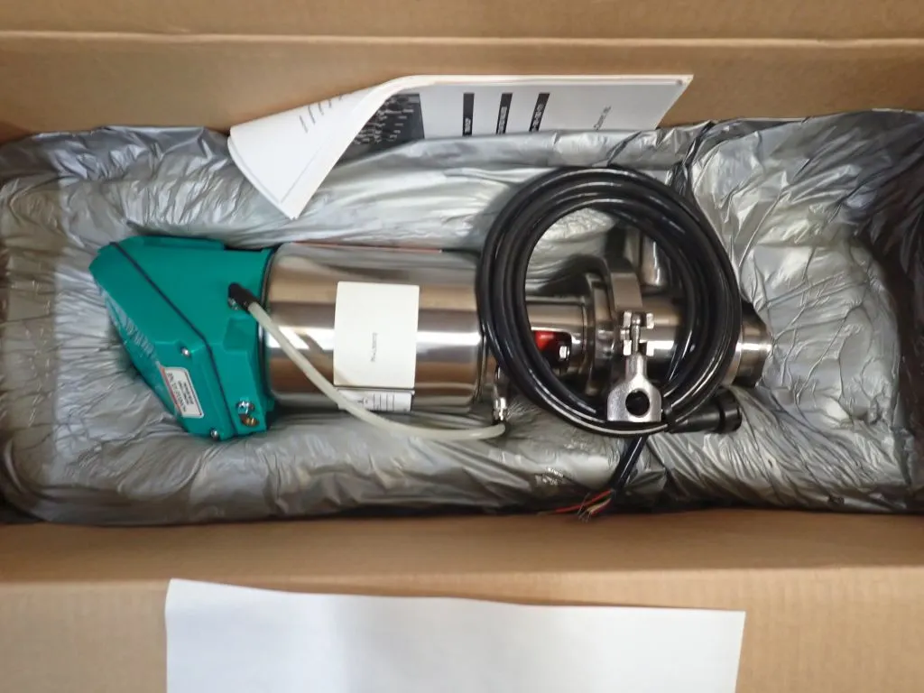 Lot of (2) Alfa 761 Tri Clover Air Operated Valves