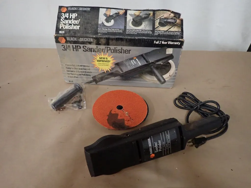 Black & Decker 3/ HP 7" Sander/Polisher