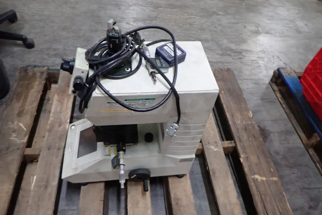 Shimedzu HM-2 Micro Hardness Tester