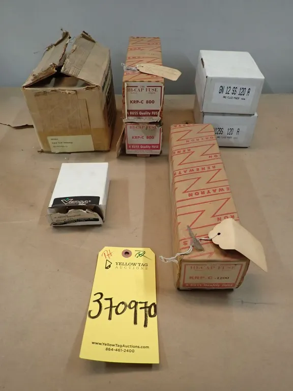 Lot of (7) Assorted Industrial Valves