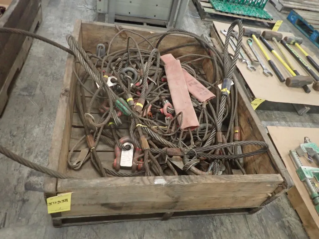 Lot of Assorted Lifting/Rigging Components