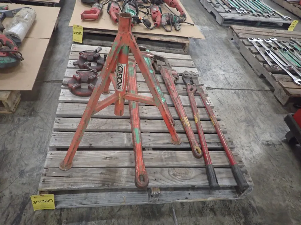 Lot of Assorted Ridgid Tools and Components
