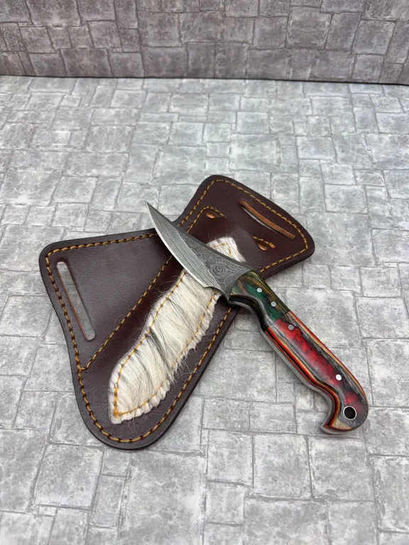 Damascus Steel Knife with Resin Handle and Leather Sheath