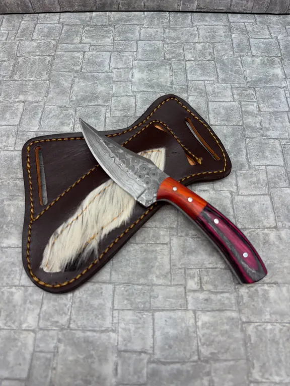 Damascus Steel Knife with Resin Handle and Leather Sheath