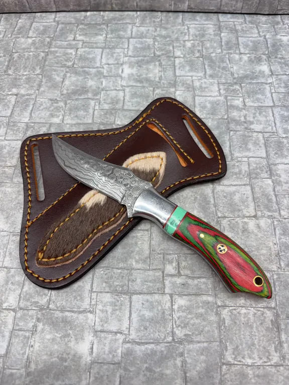 Damascus Steel Knife with Resin Handle and Leather Sheath