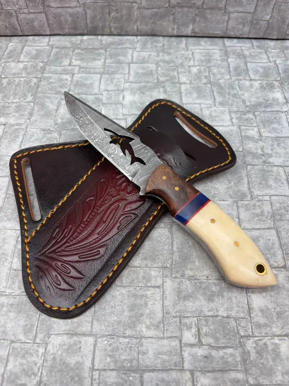Damascus Steel Knife with Resin Handle and Leather Sheath