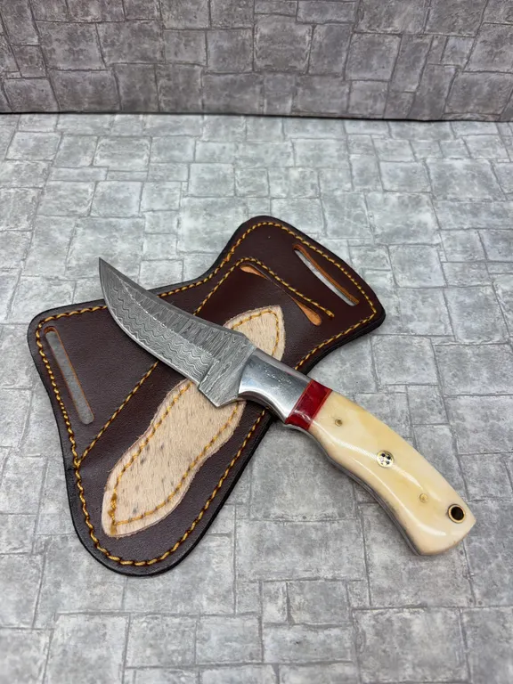 Damascus Steel Knife with Resin Handle and Leather Sheath